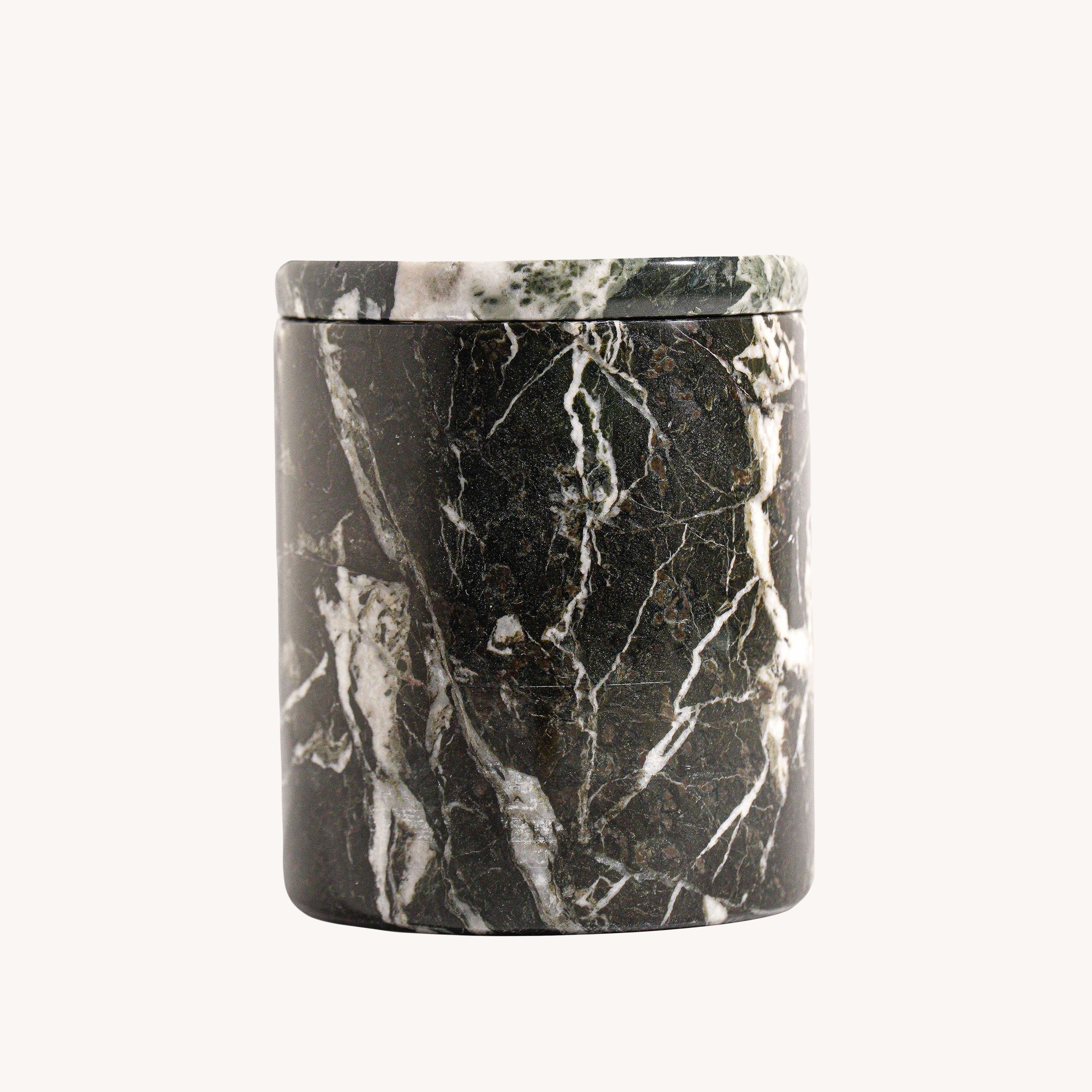 NOMAD — Leather & Oud